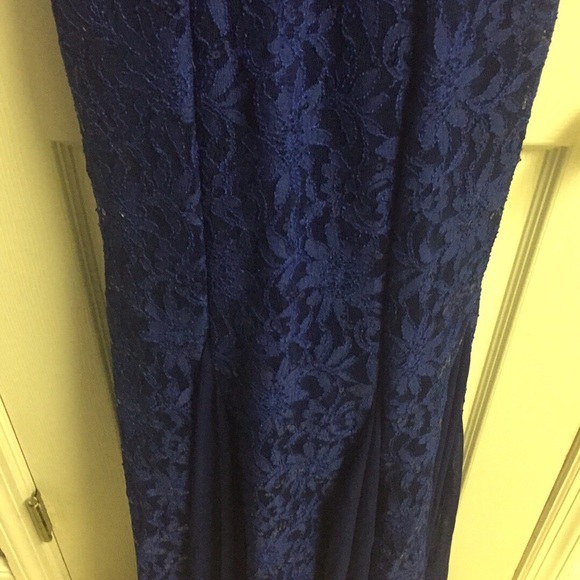 Dress - Picture 4 of 4